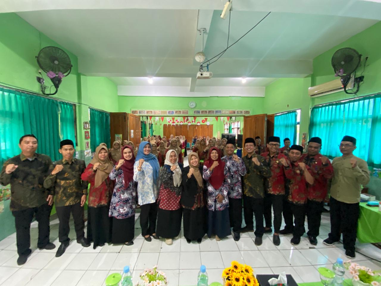 MIN 4 Nganjuk Laksanakan Study Tiru Transformasi Pendidikan dan Silaturahmi di MIN 1 Kota Madiun